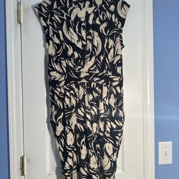Size 12 French Connection Cream and Black print Dress - Picture 4 of 5